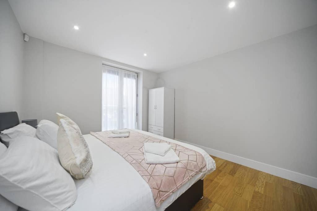 Flat 3 Bridge House Διαμέρισμα Staines-upon-Thames Εξωτερικό φωτογραφία