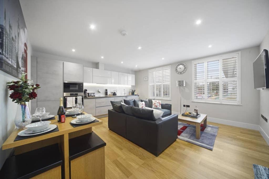 Flat 3 Bridge House Διαμέρισμα Staines-upon-Thames Εξωτερικό φωτογραφία